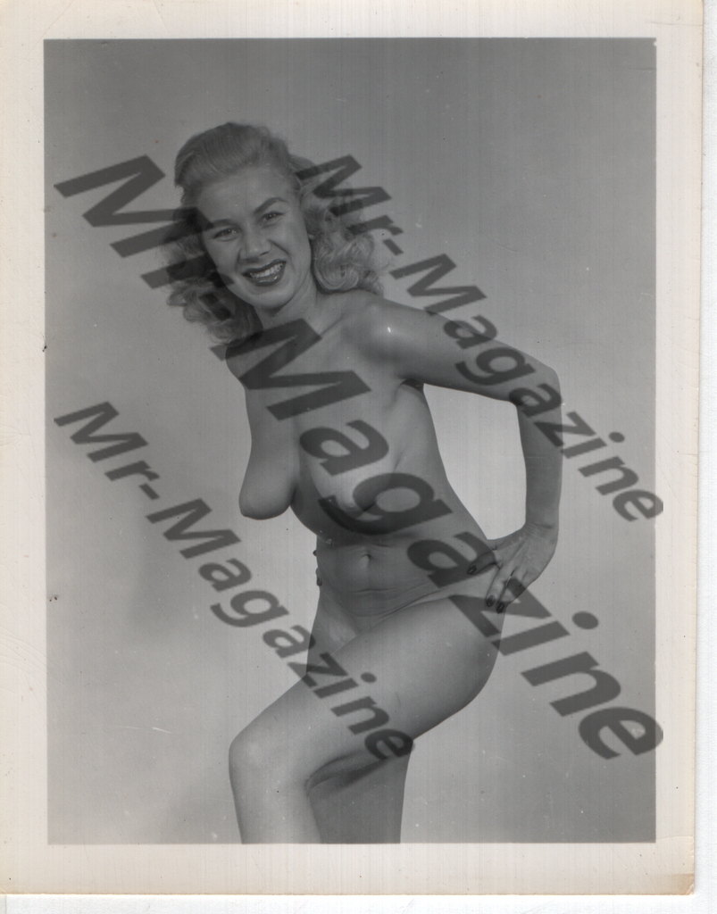 Adult Vintage B&W Pinup Photo 4"x5" Blonde Nude Model CG-27