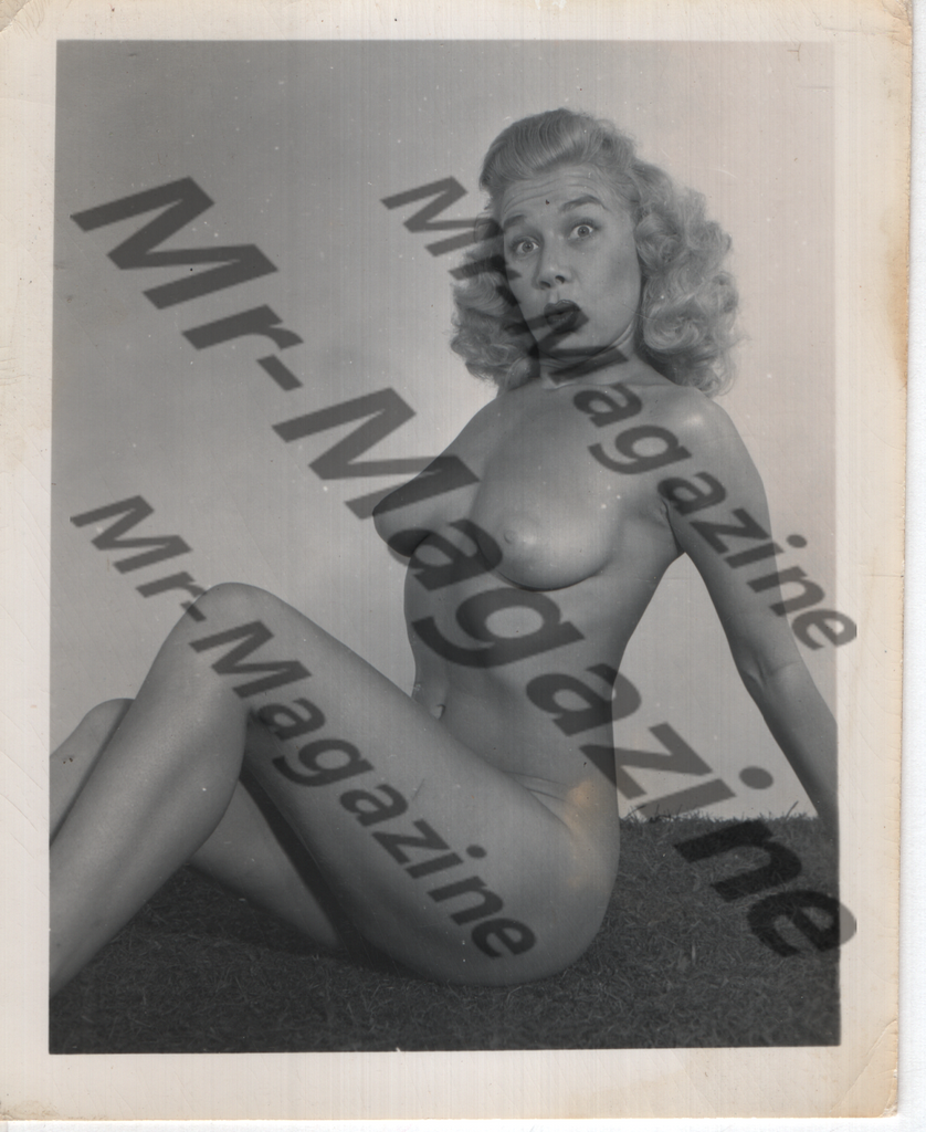 Adult Vintage B&W Pinup Photo 4"x5" Blonde Nude Model CG-31