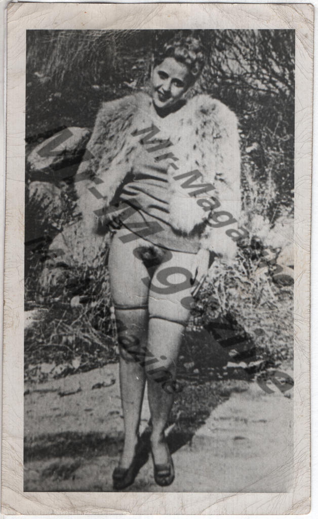 Adult Vintage B&W Pinup Photo 3"x5" Blonde Model In Furs CG-88