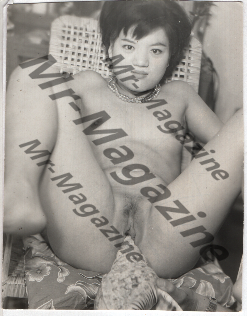 Adult Vintage B&W Pinup Photo 3"x4" Brunette Nude Model CG-91