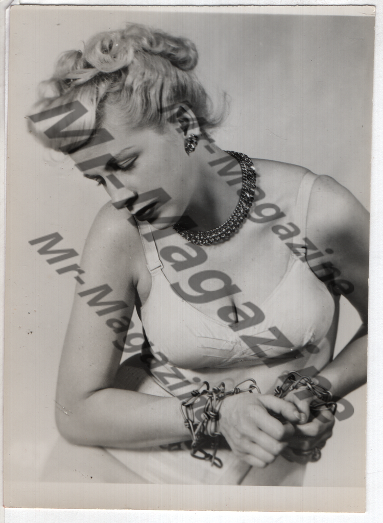 Adult Vintage B&W Pinup Photo 3.5"x4.5" Blonde Lingerie Model In Chains CH-59