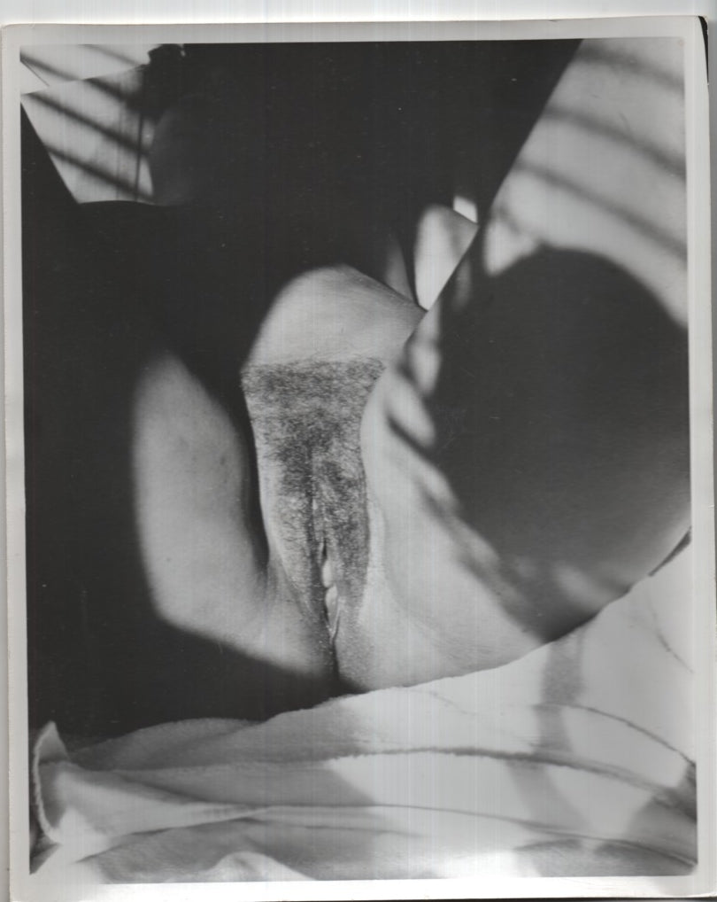 Ebony Spread Eagle Pussy & Pubic Hair 8"x10" B&W Adult Photograph 020926AKPH-A12