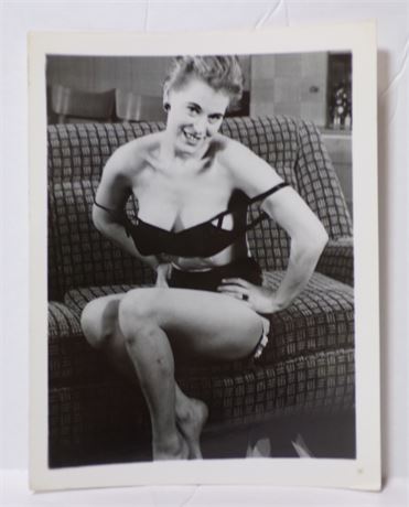 Sexy Black Lingerie Short Hair Cheesecake Girl, Adult Model 4x5" B&W Photo Photograph 070225WP-Z-23