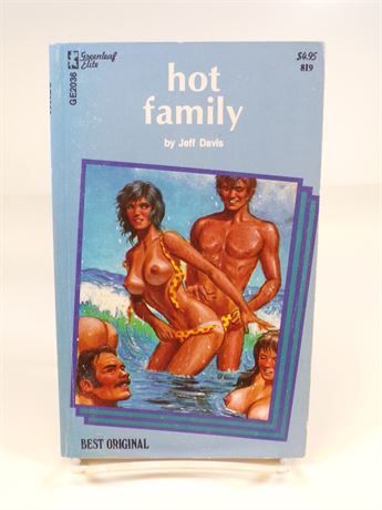 Hot Family by Jeff Davis, Paperback Book 1970's Greenleaf Elite GE2036 102025WP-60