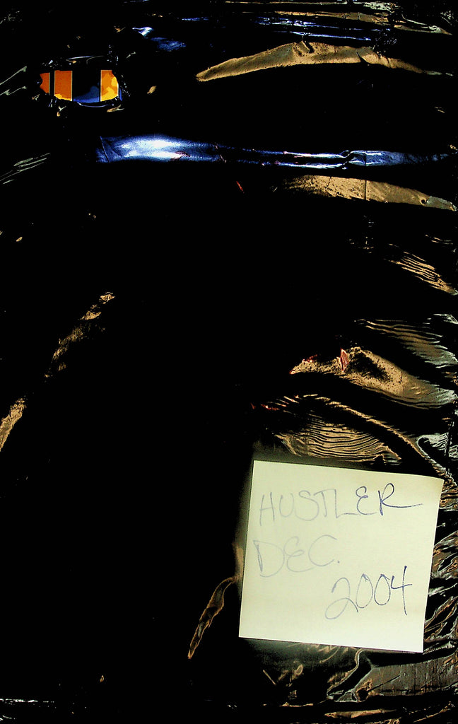 Hustler Magazine  December 2004  new/sealed     073024lm-p