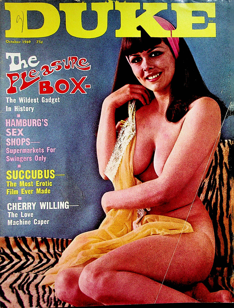 Duke Busty Vintage Magazine  Centerfold Girl Marie  October 1969   051323lm-p