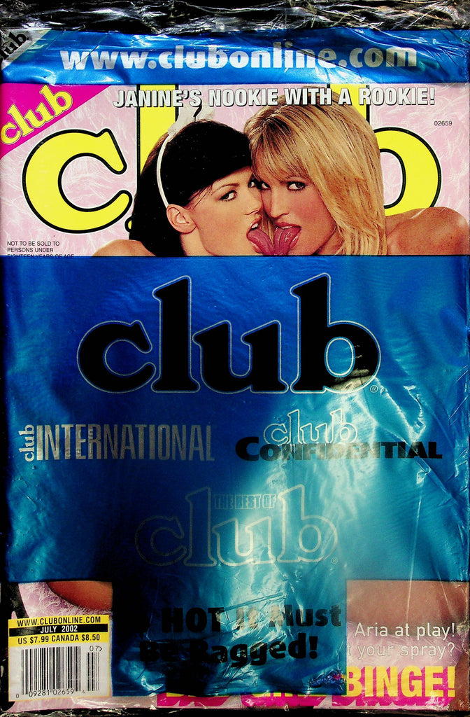 Club Magazine  Covergirl Janine  July 2002  new/sealed    051925lm-p