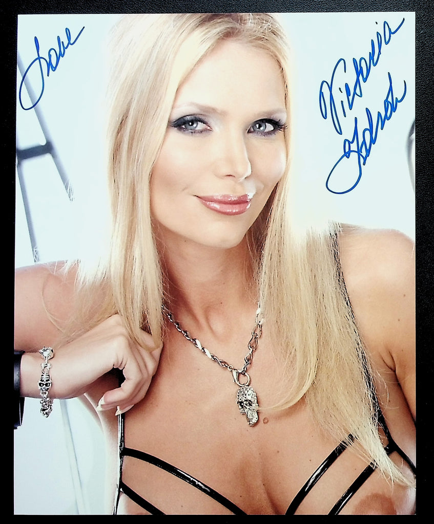 Victoria Zdrok Playboy Playmate Autographed 8x10 Photo w/COA SHP2-120