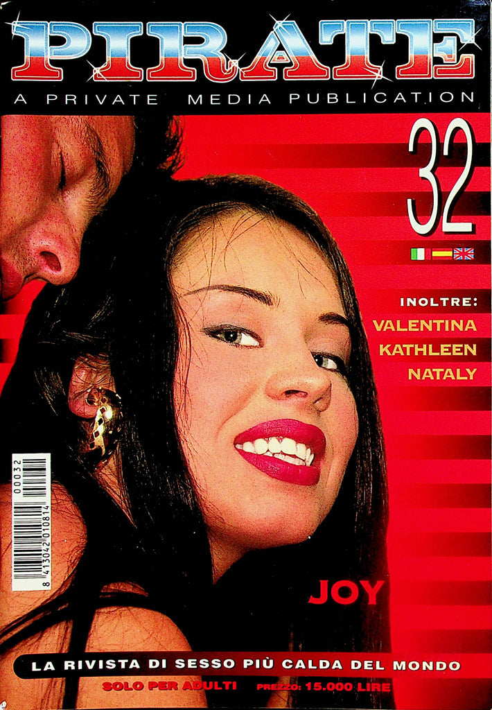 Pirate International Digest  Covergirl Joy  #32  1990's     by Private   012624lm-p2