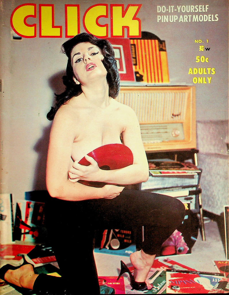 Click Magazine  Here A Girl,... There A Girl w/ Calendar  #1  1962    091926lmp-GSC