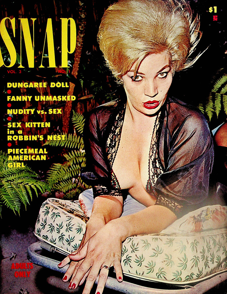 Snap Magazine   Centerfold Girl Holly / Sex Kitten  vol.3 #1  1962  Parliament Publication    041124lm-p