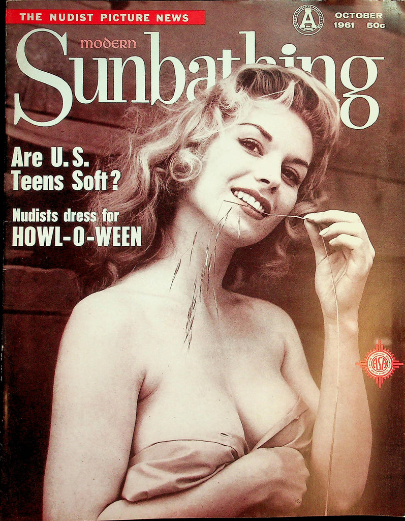 Modern Sunbathing Nudist Magazine   Nudists Dress For Howl-O-Ween  October 1961    072526lmp-GSC