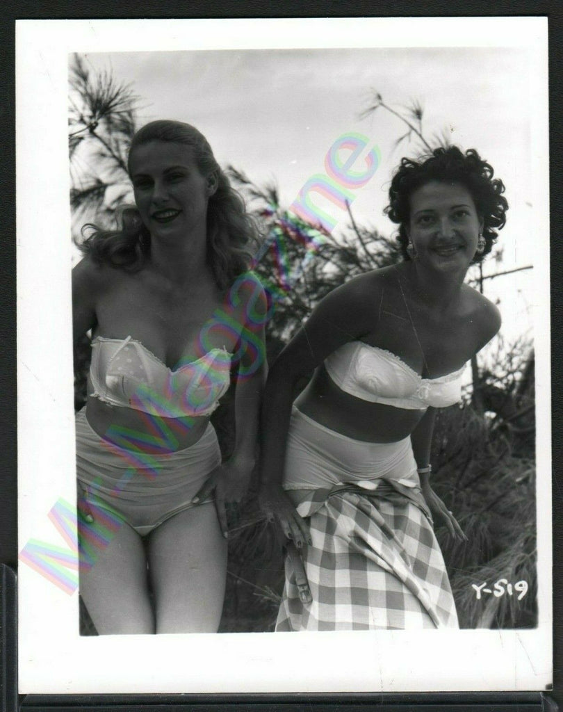 Vintage B&W Risque Pinup 4" x 5" Sexy Blonde and Brunette Cheesecake BC85