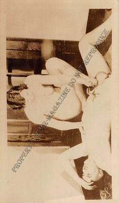 Adult Vintage B&W Photo 2.5x4 Beautiful Brunette Jacking Off Guy's Dick 148HV