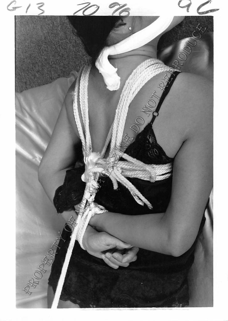 Adult Photo 1990s B&W 5x7 Bondage Asian Oriental Tied Up on Bed 83EC