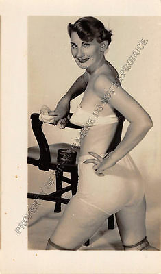 Adult B&W Photo 1940s/50s 2.5x4 Beautiful Brunette Seductive in Lingerie 144MH