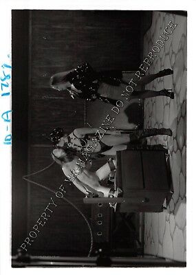Adult Vintage B&W Photo 5x7 HOM Bondage Sexy Brunette Bound & Dominated 51ia