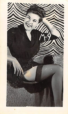 Adult B&W Photo 1940s/50s 2.5x4 Beautiful Brunette Clothed Seductive Pose 269MG