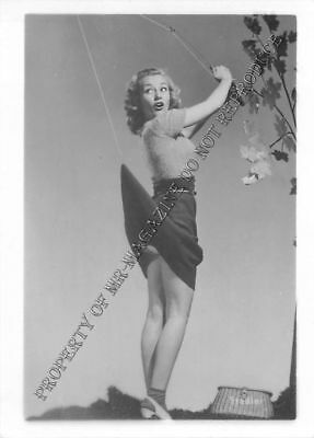 Adult Vintage B&W Photo 2.5x3 Beautiful Pin Up Woman Posing Fishing Sexy 10HU