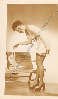 Adult B&W Photo 1940s/50s 2.5x4 Beautiful Brunette Seductively Undressing 69MH