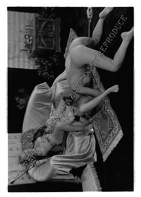 Adult Vintage B&W Photo 5x7 HOM Bondage Sexy Lesbians Bound & Dominated 194HZ