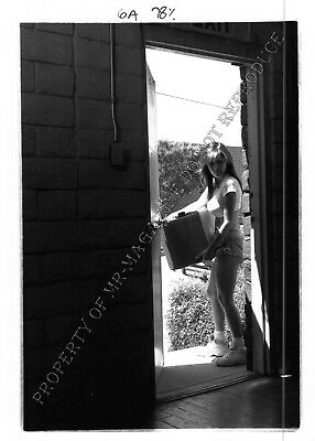 Adult 1990s B&W Photo 5x7 Bondage MILF Ashley Renee Ready to Be Dominated 165SB