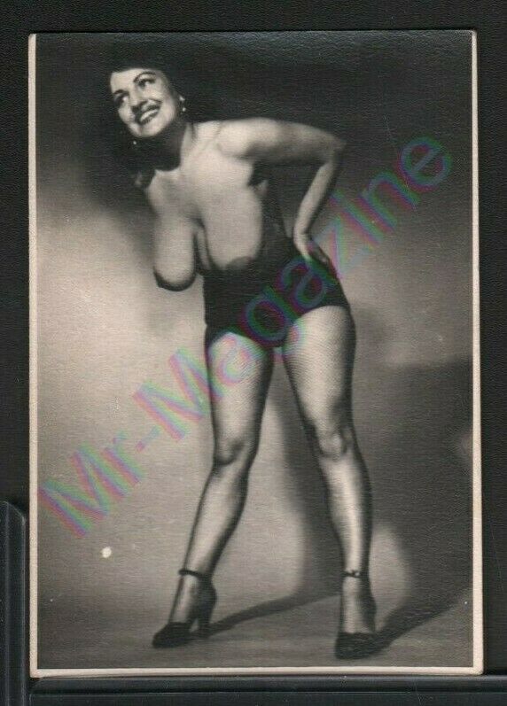 Vintage B&W Risque Pinup 2.5"x3.5" Sexy Brunette Cheesecake AU1