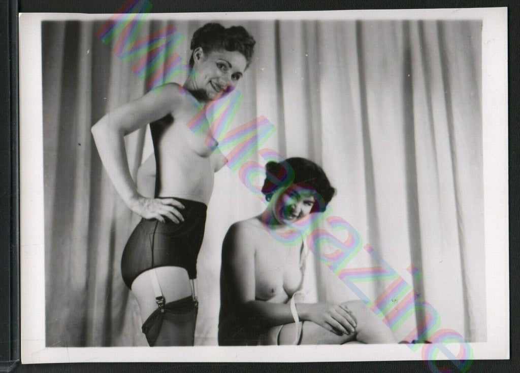 Vintage B&W Risque Pinup 3.5" x 5" Two Sexy Brunettes Cheesecake AY84