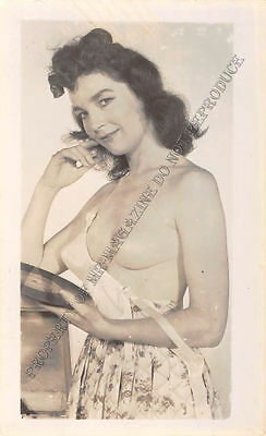 Adult B&W Photo 1940s/50s 2.5x4 Beautiful Brunette Posing Topless Pin Up 202MF