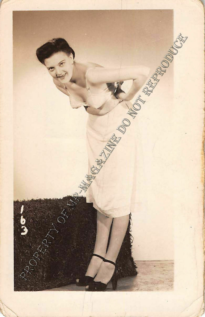 Adult Vintage 1950s B&W Photo 2.5x4 Sexy Pin Up Model Undressing Lingerie 49FG