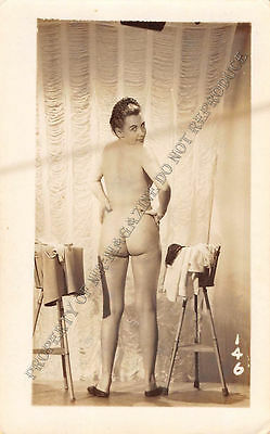 Adult B&W Photo 1940s/50s 2.5x4" Beautiful Brunette Posing Nude Seductively 37MF