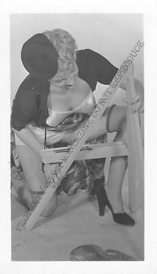 Adult B&W Photo 1940s/50s 2.5x4 Beautiful Blonde Posing in Lingerie 311MH