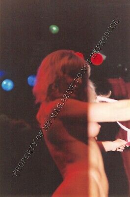 Nina Hartley Candid Original 4x6 Photo 1990s Performing Nude at Live Show 333ig
