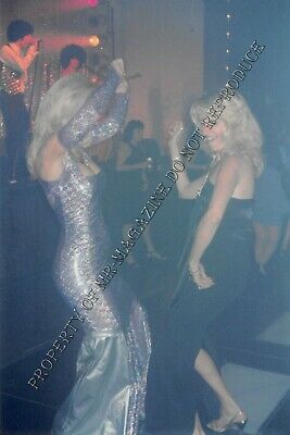 Nina Hartley Candid Original 4x6 Color Photo 1997 French Convention Hot d'Or 2ig