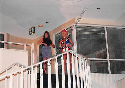 Nina Hartley Candid Original 3.5x5 Photo 1990s in USA Outfit at Convention 187ih