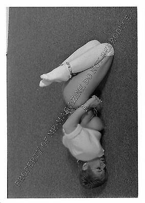 Adult 1990s B&W Photo 5x7 Bondage Beautiful Dirty Blonde Chained on Floor 233NX