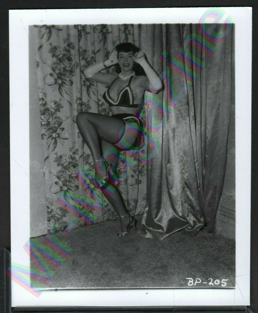 Beautiful Bettie Page B&W Risque Pinup 4" x 5" Sexy Cheesecake AZ79
