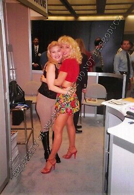 Nina Hartley Candid Original 4x6 1990s Color Photo in Sexy Outfit at Con 48ii