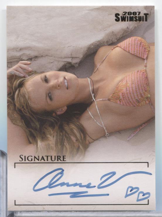 Anne V Vyalitsyna Model 2007 Sports Illustrated Swimsuit Auto 070623MLCD34