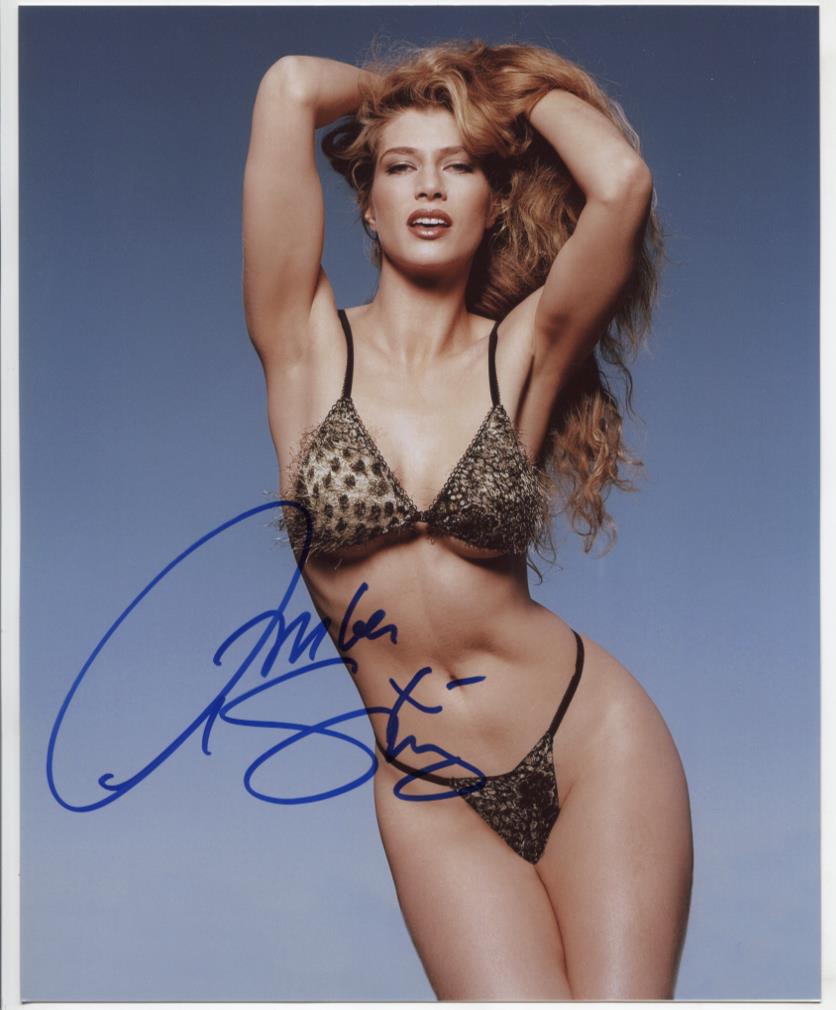 Amber Smith Actress Autographed 8"x10" Photo w/COA WWE9-9