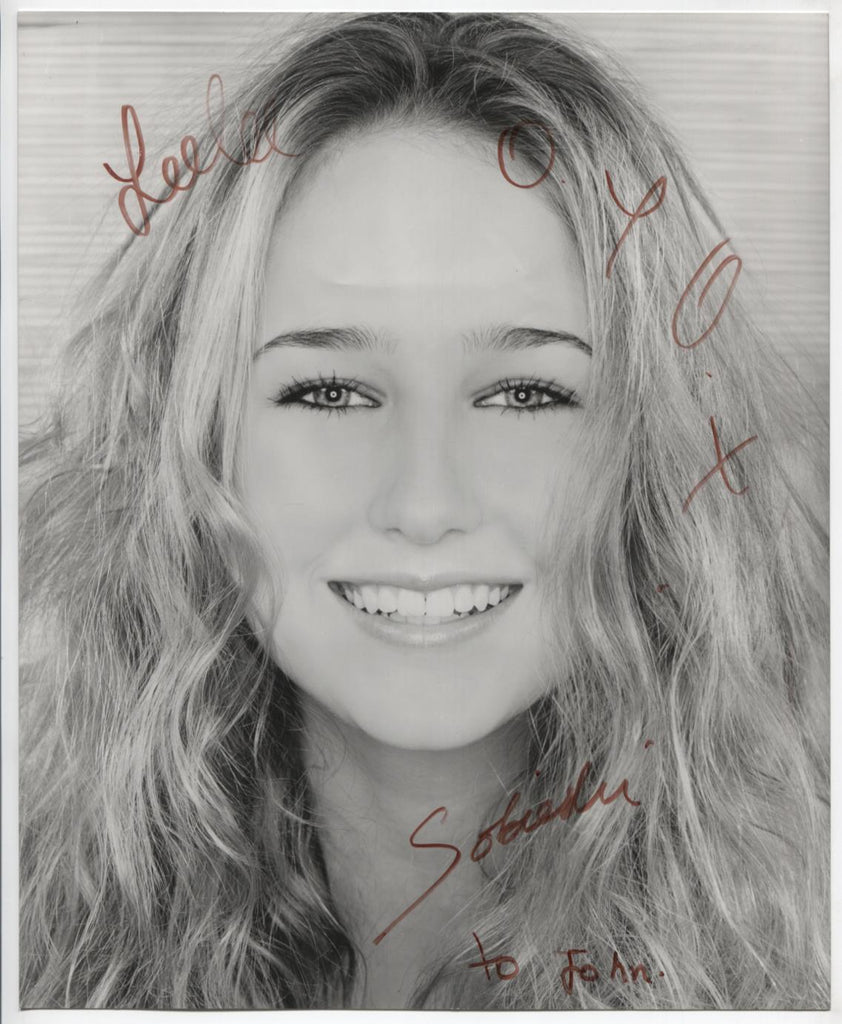 Leelee Sobieski Actress Autographed 8"x10" Photo w/COA WWE13-183
