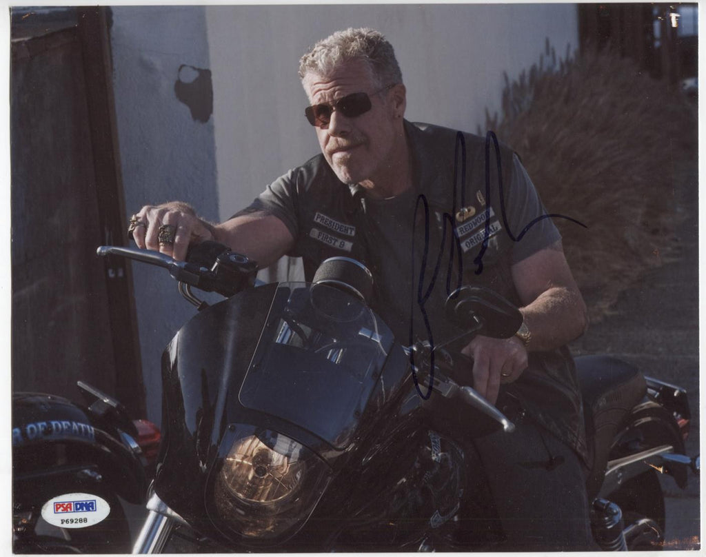 Ron Perlman Sons of Anarchy Actor Autographed 8"x10" Photo w/PSADNA COA WWE13-99