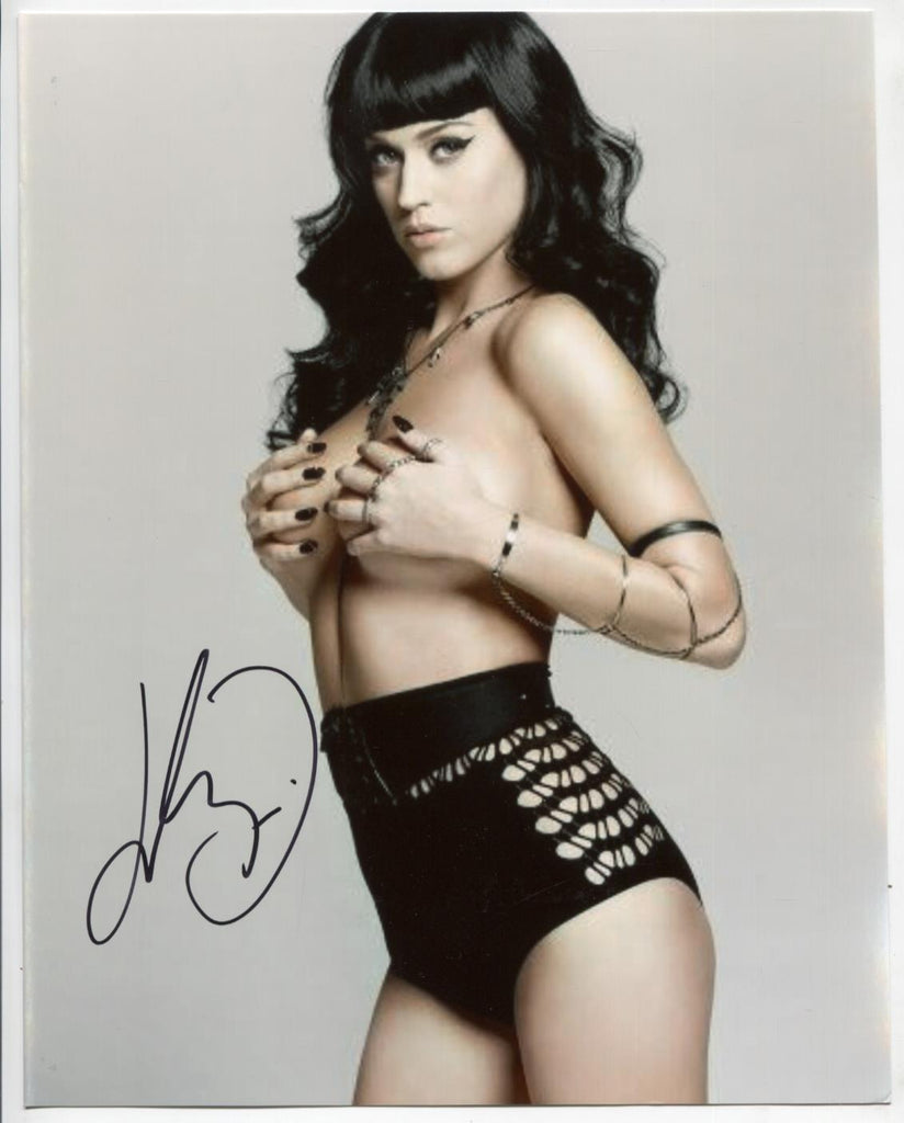 Katy Perry Singer Autographed 8"x10" Photo w/COA WWE14-92 NUDES