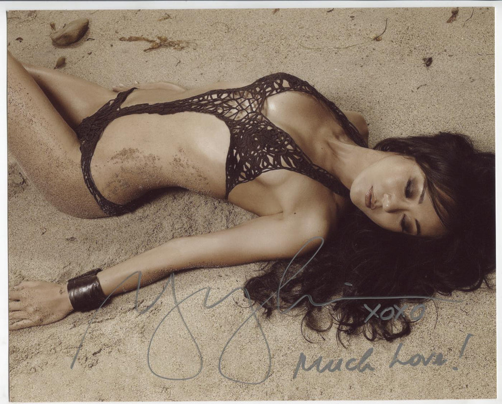 Yunjin Kim Actress Autographed 8"x10" Photo w/COA WWE14-80