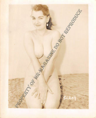 Adult Vintage B&W Photo 4x5 Beautiful Brunette Posing Nude Sexy Tits Out 61HP