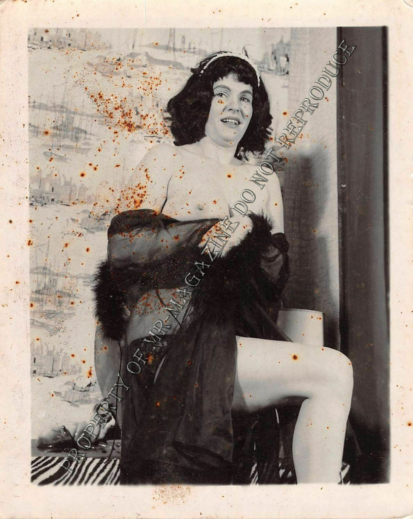 Adult Vintage 1950s B&W Photo 4x5 Sexy Brunette in Lingerie Nude HOT 250FF