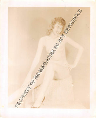 Adult Vintage B&W Photo 4x5 Beautiful Brunette Posing Nude Seductive Sexy 112HP