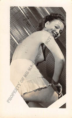 Adult B&W Photo 1940s/50s 2.5x4 Beautiful Brunette Seductively Undressing 6MH