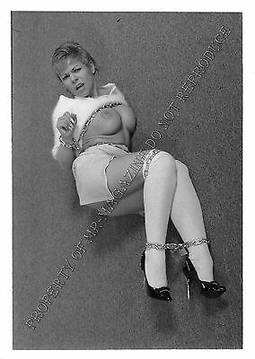 Adult 1990s B&W Photo 5x7 Bondage Beautiful Dirty Blonde Chained on Floor 222NX