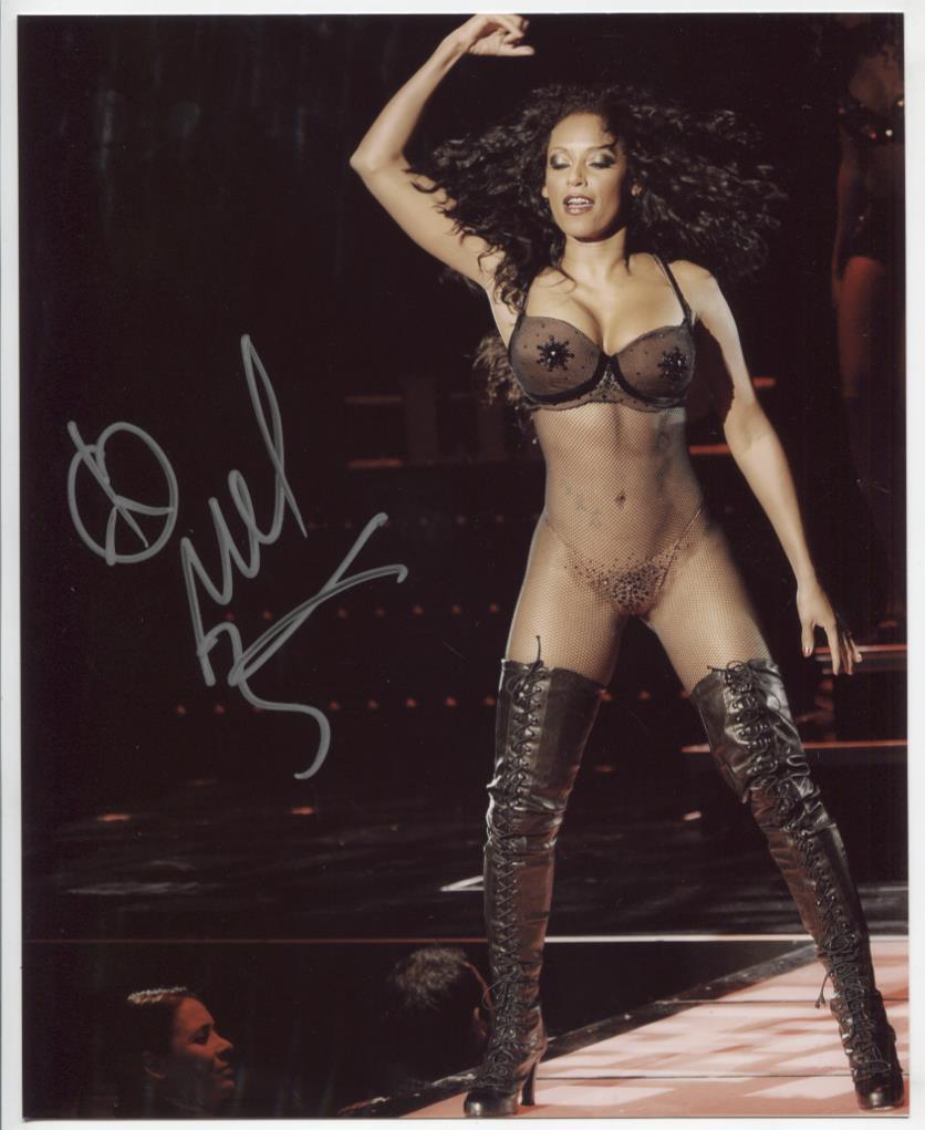 Mel B Spice Girls Autographed 8"x10" Photo w/COA WWE9-30